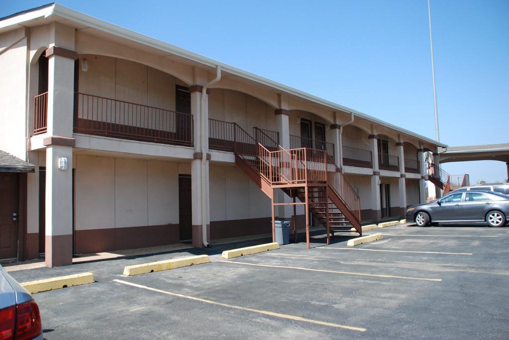 Apple Tree Inn Lindale Exterior foto